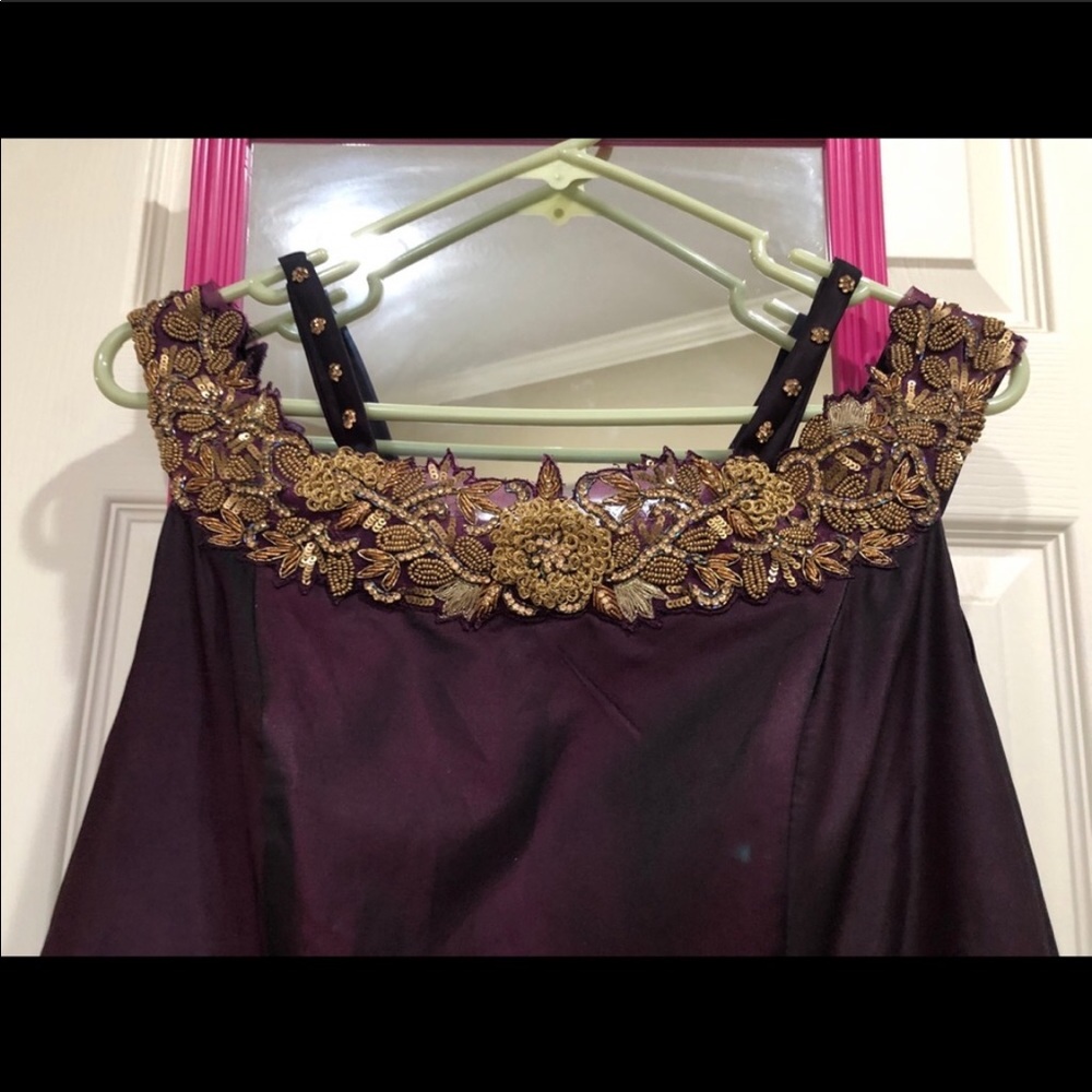 Dress - Picture 4 of 8
